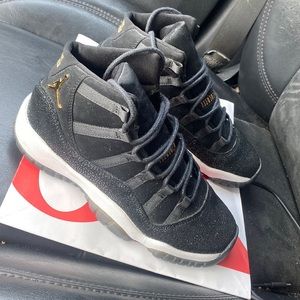 Jordan Retro 11 Black & Gold Suade
